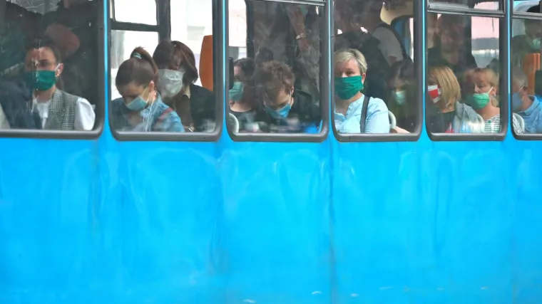 Maske će se morati nositi u svim zatvorenim prostorima?