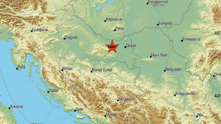 'Glasna tutnjava, zaljulala se terasa i lusteri', 'Treslo se kratko, ali bilo je grozno'