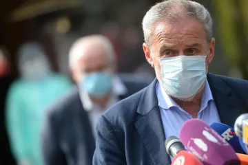 Bandić moli građane da glasaju za njegove ljude da mogu promijeniti izborni zakon