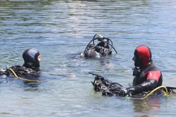 Ronioci izvukli tijelo utopljenog mladića iz jezera. Imao je samo 18 godina...