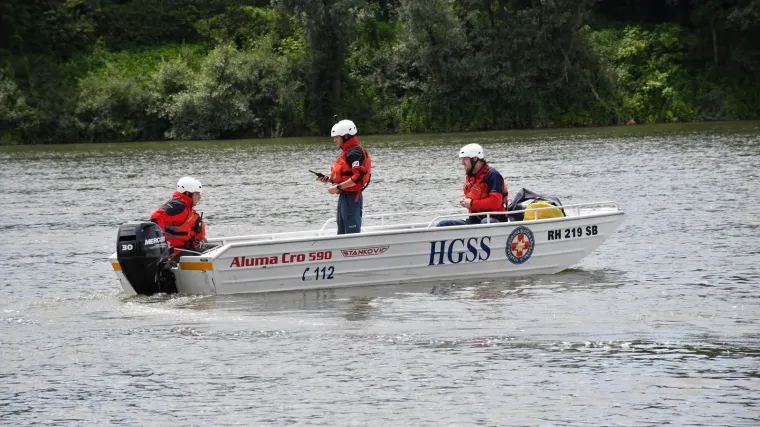 Potonuo 18-godišnji mladić, za njime se još traga, uključuju se i specijalci