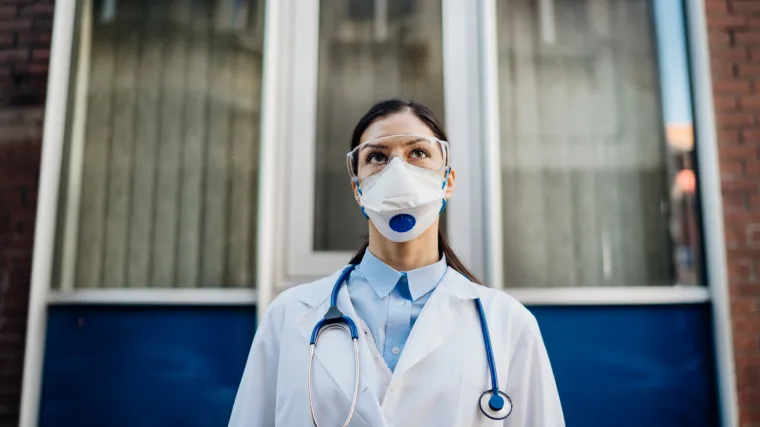 'Hrvatska polako postaje žuta zona, trebamo razmotriti zatvaranje granice s njima'