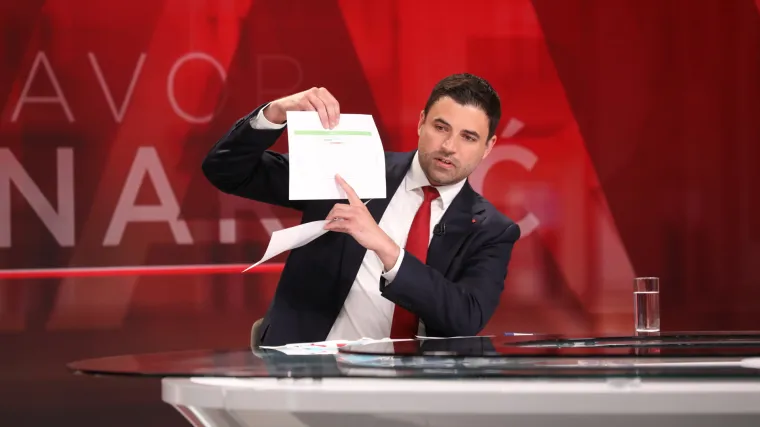 Beru uni&scaron;tili zbog papira, a pazite zbog čega su opleli po Plenkiju