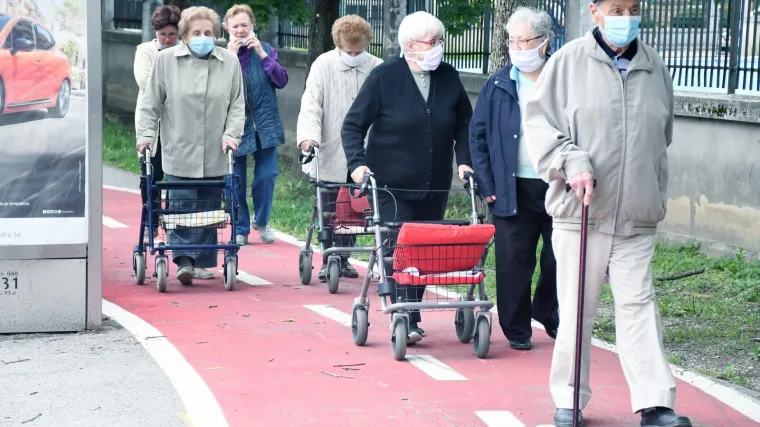 Čak 10.000 umirovljenika dobilo 3 dodatne penzije - štedjeli su za starost