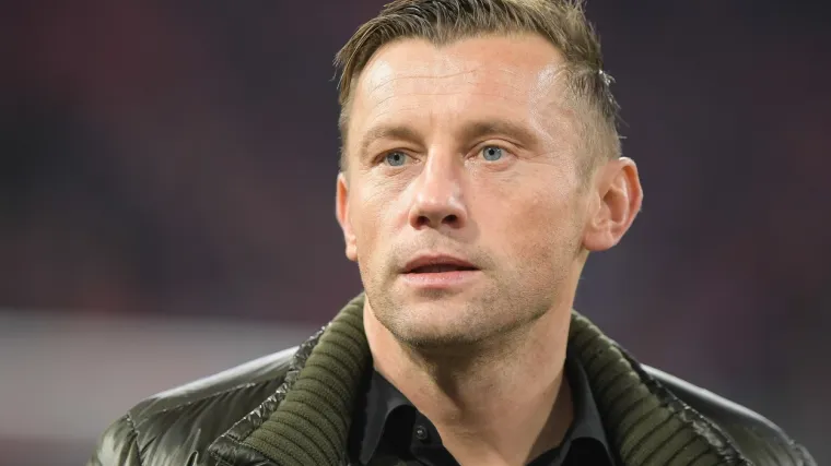 Legendarni napadač preuzima vruću klupu europskog velikana. Oglasio se i Dalić