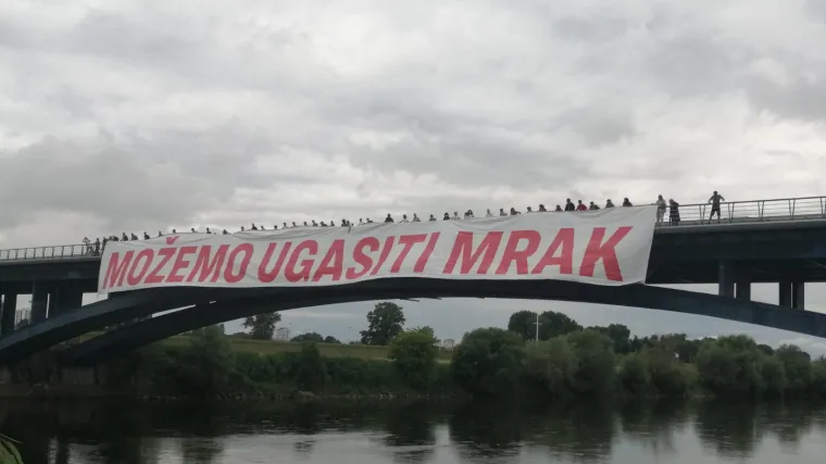 Zavr&scaron;ni skup Možemo! posjetila i policija, Toma&scaron;ević poručio: 'Mislim da znam gdje ćemo čekati rezultate'