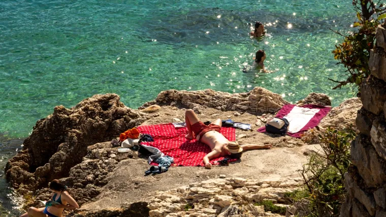 Broj zaraženih koronavirusom iz dana u dan raste, ali turizam se dobro drži: 'Znam da sam ovdje sigurna'