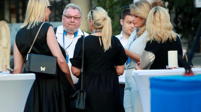 'Na Drini ćuprija je odavno sru&scaron;ena, tako je zavr&scaron;io i drugi Most'