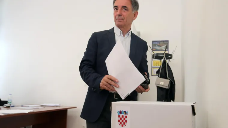 'Rezultati su djelomično očekivani, ali i djelomično iznenađujući. Imat ćemo težak Sabor'