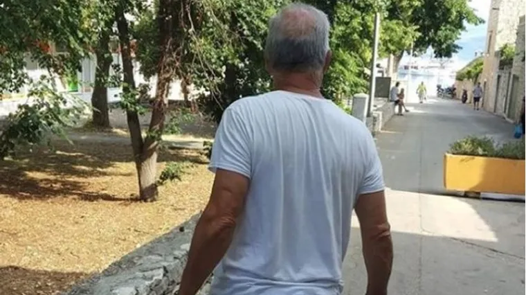 'Je li pitao ženu za odobrenje?'