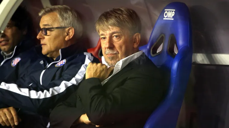 Legenda pokazala kako se treba pona&scaron;ati i razmi&scaron;ljati, pristupiti krizi na Poljudu; Ovo je jedini spas za Hajduk