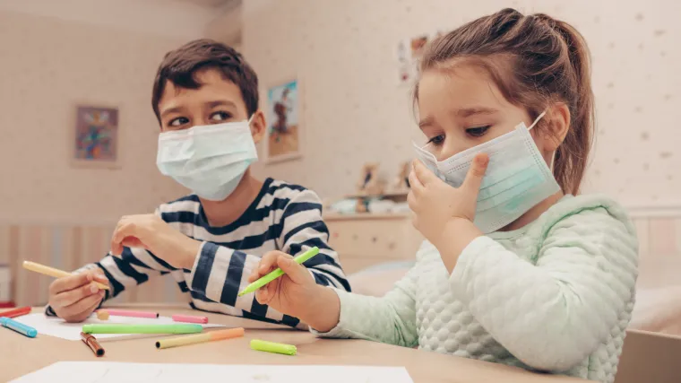 Roditelji djece pozitivne na koronavirus su ogorčeni: Kako izdržati 28 dana u izolaciji tijekom ljeta?