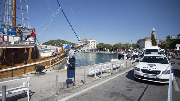 Bori se za život u bolnici, a policija ga tek treba identificirati