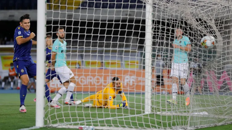 Luda utakmica na Marcantonio Bentegodiju