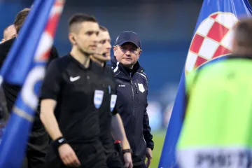 'Nije moguće da u isto vrijeme vodi reprezentaciju i Dinamo'