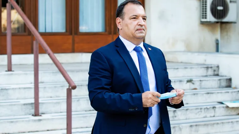 Bero&scaron; najavio nove mjere: Restrikcije za okupljanja, maske obvezne u trgovini i ugostiteljstvu