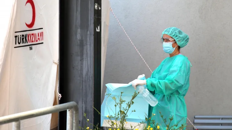 'Ova skupina ljudi se treba čuvati i izbjegavati velika događanja'