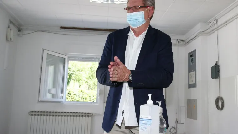 Mrsić: 'Stožer je ostao bez kredibiliteta. Beroš nije osigurao zdravstvenu zaštitu za one koji nemaju koronu'