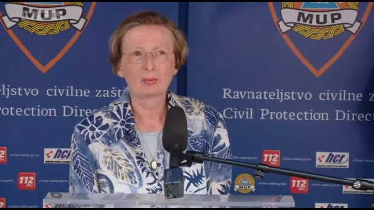 Markotić i Capak o no&scaron;enju maski: 'Medicinske maske trebale bi se mijenjati svaka tri sata'