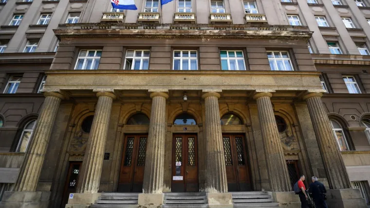 Mogućnost odabira za buduće umirovljenike: HZMO ulazi na teren isplata mirovina iz II. stupa