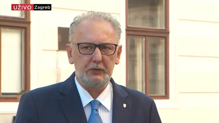 Božinović za RTL otkrio do kada ćemo nositi maske: 'Sve dok se ne nađe neko rje&scaron;enje i proglasimo kraj epidemije'