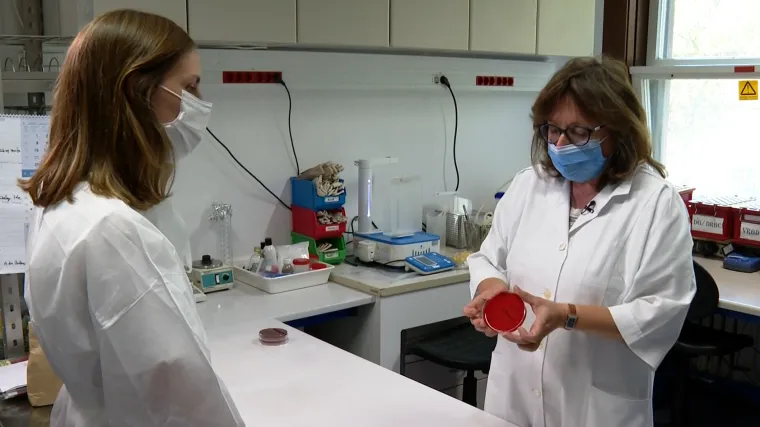 Znanstveni eksperiment: Što se događa kada smo bez maski, a što kada ih nosimo?