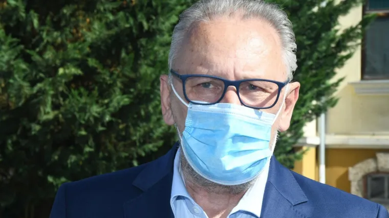 Božinović otkrio dokad bi nam maske mogle biti obavezna oprema, obavezne ba&scaron; svugdje