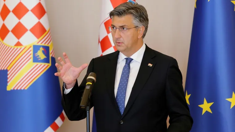 Smanjio je broj ministarstava, evo koje sve promjene uvodi