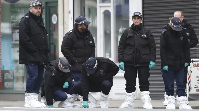 Policija apelira da građani izbjegavaju to područje: Dvije osobe izbodene u sredi&scaron;tu Londona