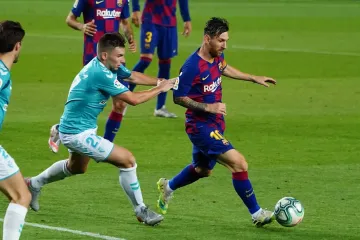 Srpski nogometaš otkrio kako ga je Leo uništio jednim potezom - 'Davali su mi lijek protiv bolova'