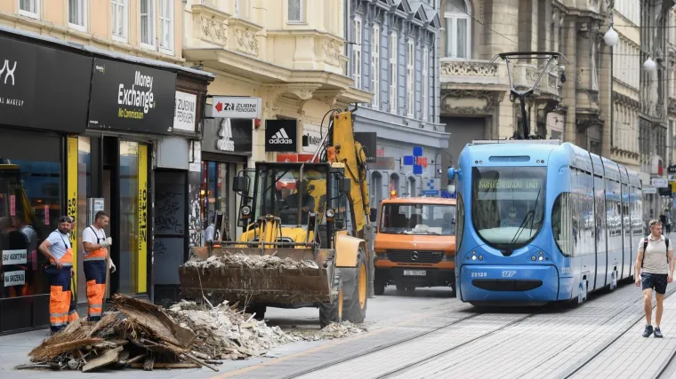 Pro&scaron;lo je 17 tjedana od potresa koji je &scaron;okirao Zagreb: Zakona o obnovi jo&scaron; nema, a sanacija i dalje traje