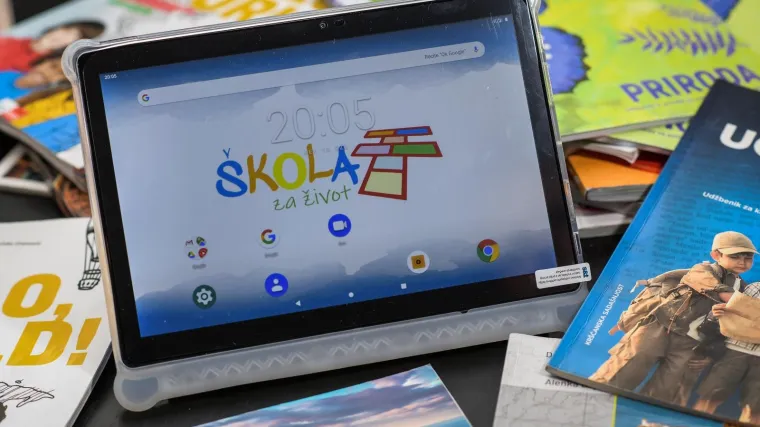 Ravnatelji i nastavnici ocijenili &scaron;kolu na daljinu: Rezultati istraživanja pokazali izrazito zadovoljstvo