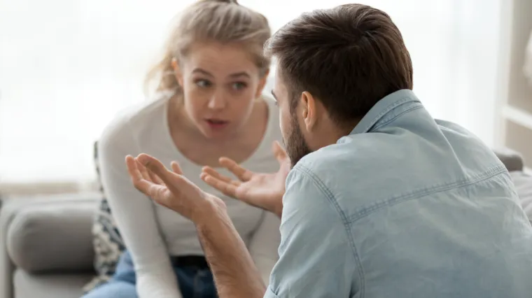 'Samo želim uživati sa svojom novom curom, ali ona me ucjenjuje nečim što je neoprostivo'