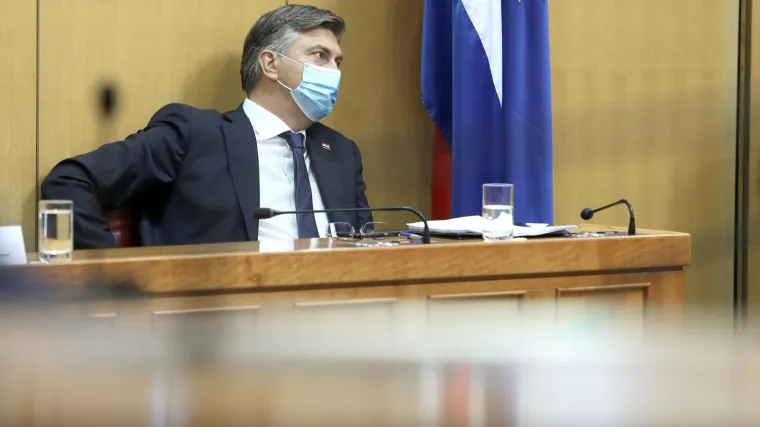 Plenković brani svoj odabir ministara, ali ni sam ne zna hoće li izdržati četiri godine: 'Ne znam, te&scaron;ko mi je to reći'