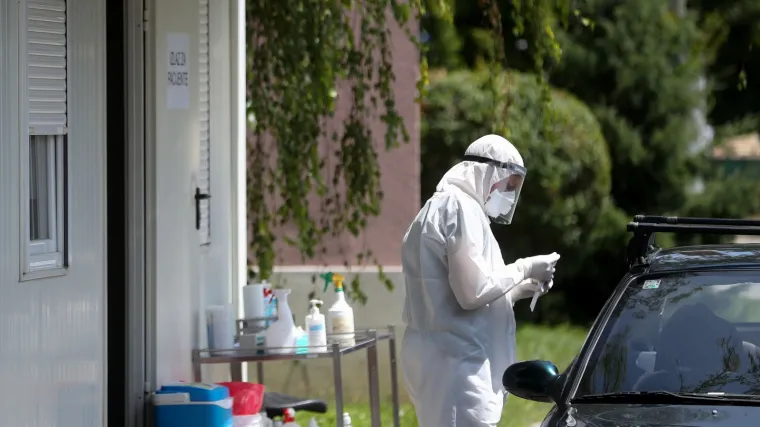 Oti&scaron;li na drive-in testiranje za koronu u Zagrebu, pa ostali u &scaron;oku kad su im rekli &scaron;to moraju učiniti