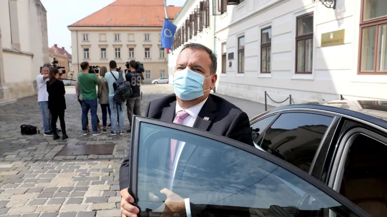 Bero&scaron; na sjednici Vlade ispravio Capaka: 'Nemamo 84 nova slučaja nego 81'; dvoje umrlih u Vukovaru