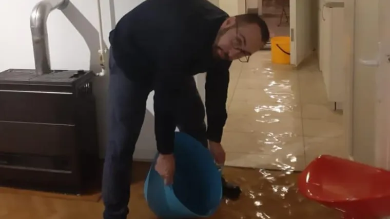 Tomislav Toma&scaron;ević susjedima ispumpavao stan: 'Sve ćemo nevolje izdržati ako se držimo zajedno'