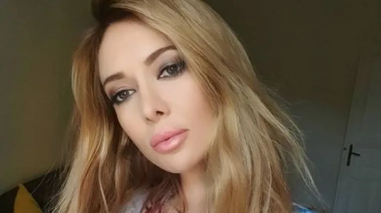 Njezino mokro tijelo nikad nije izgledalo zamamnije u bikiniju