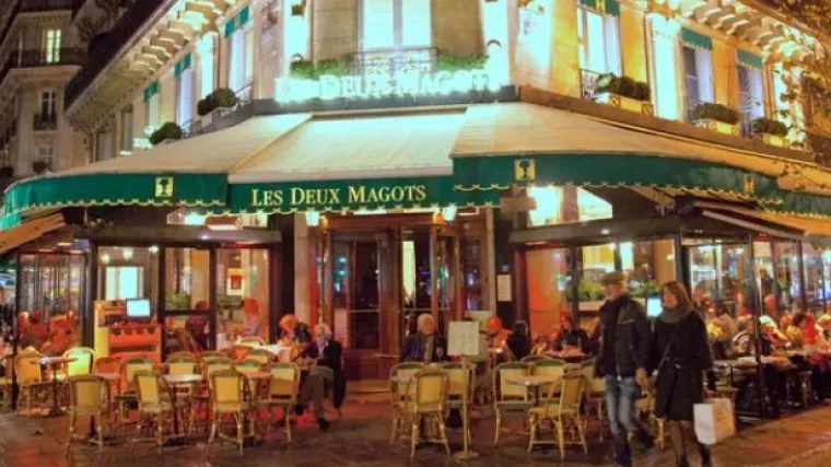 Borba protiv klimatskih promjena: Od iduće zime Francuzi zabranjuju grijanje terasa svih kafića