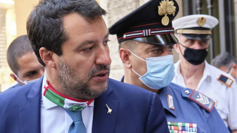 Salvini ostao bez imuniteta: Prijeti mu 15 godina zatvora jer je odbio iskrcavanje migranata