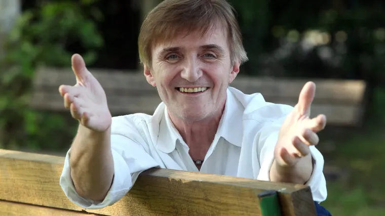 Teško stradao Rajko Dujmić: Automobilom sletio s ceste, ispao iz vozila i zadobio ozljede glave