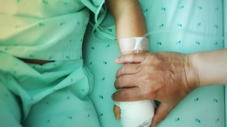 Grozna situacija: Ocu iz Rijeke koji vozi bolesno dijete na terapiju zabranjen ulazak u Sloveniju