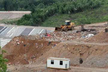 Prijete da će projekt prijaviti i EU, a prozivaju i Inspektorat koji ignorira zakons