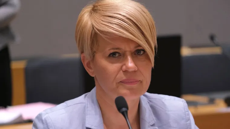 K0alicijska partnerica optužena za kombiniranje službenih posjeta s osobnom koristi