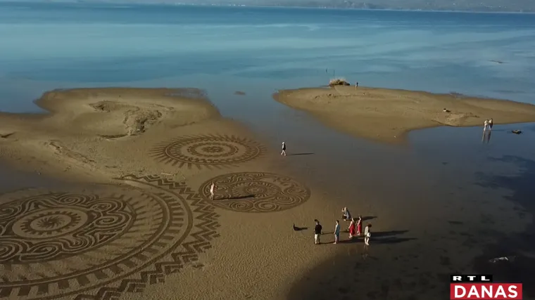 Umjetnost koja nestaje s prvom plimom: Kamere RTL-a zauvijek sačuvale nevjerojarne prizore u pijesku