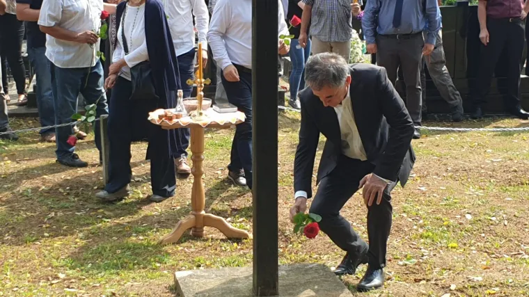 Pupovac u Dvoru na Uni odgovorio Vučiću: 'Na one koji naprave prvi korak uvijek se svale kritike'