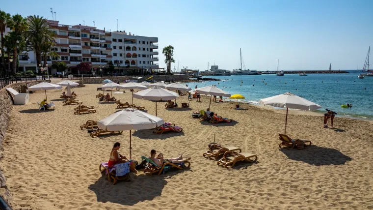 Većina Nijemaca, Britanaca i Francuza neće na odmor ako su maske i testiranja obvezni