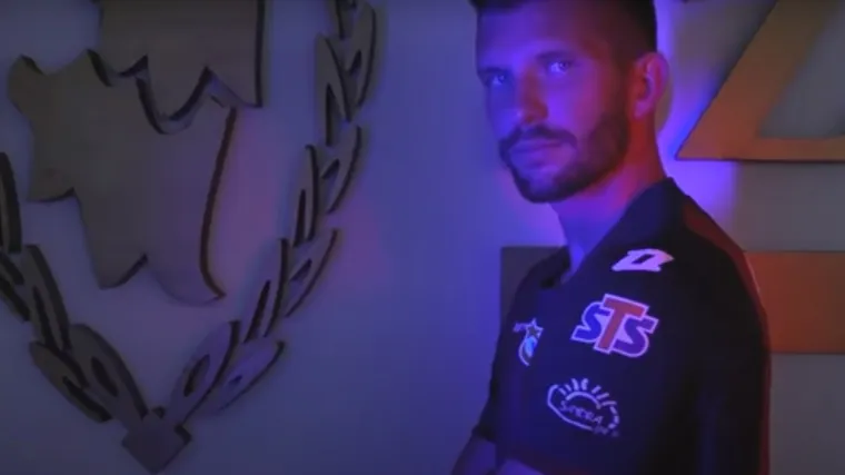 Procurili detalji transfera; Predstavljen u svom novom klubu sjajnim videom