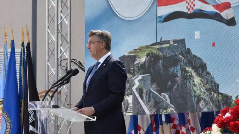 Plenković: 'Žalimo za žrtvama zločina počinjenih s hrvatske strane. No, i predstavnici Srba trebaju osuditi zločine nad Hrvatima'