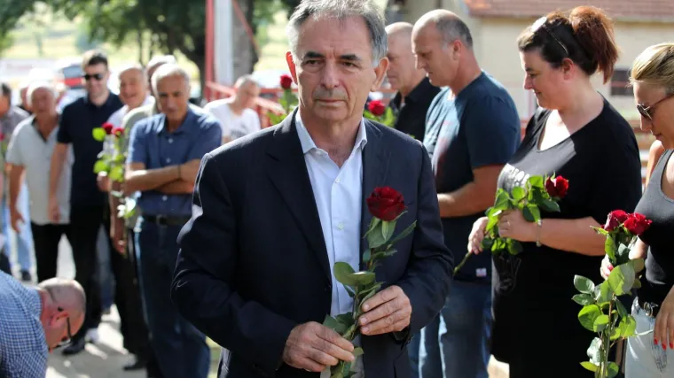 Pupovac na komemoraciji žrtvama Oluje: 'Teško griješi svatko tko misli da država može biti opravdanje za zločine'